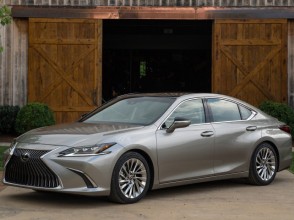 Фотография Lexus ES 2019 года